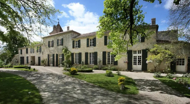 Chateau d'Auge - Grand Gite, Réserver Hôtel Laplume Lot-et-Garonne