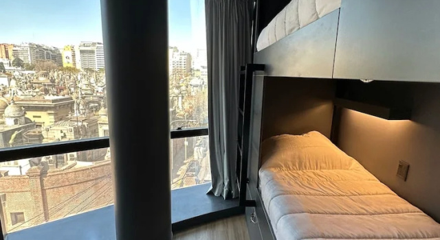 Кровать в общем номере MONS hostel