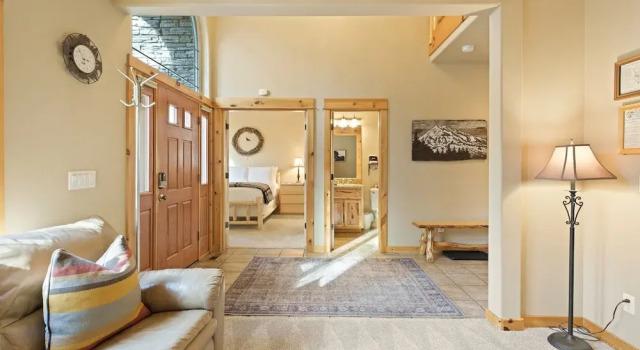 Коттедж Poplar 16 5 Bedroom Home