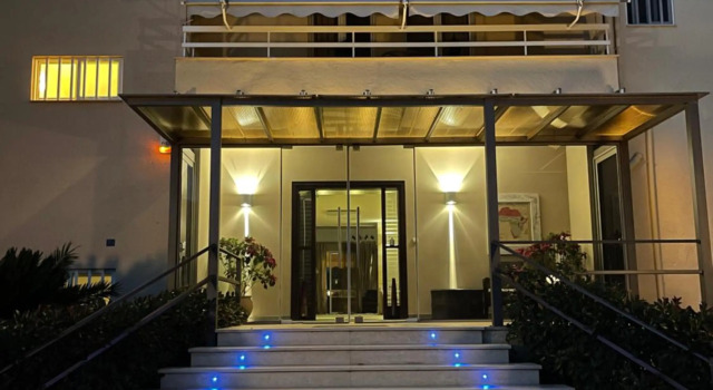 Hotel Afrika, Prenota Hotel Diakopto Acaia