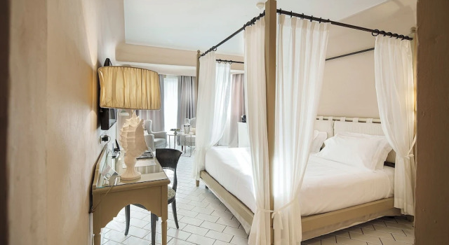 Номер Standard Therasia Resort Sea and SPA - The Leading Hotels of the World