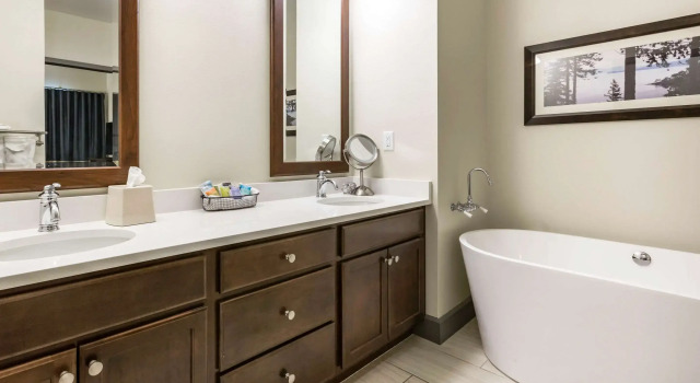 Двухместный люкс Bluegreen Vacations Big Bear Village, an Ascend Collection Resort