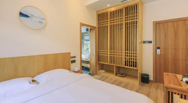 Номер Standard Floral Hotel Dali Fanyin Shiguang