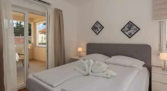 Beautiful Villa With Private Pool 7 En Suite Bedrooms 3 Roofed Terraces Bbq