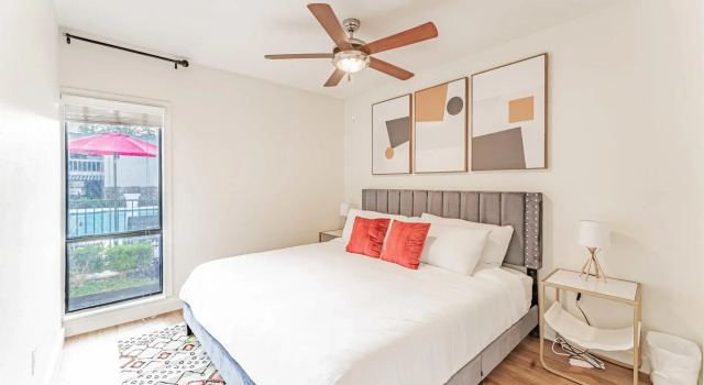 Chic 2BR Near Triangle With King Beds Fast Wifi, จอง โรงแรม ออสติน Greater Austin