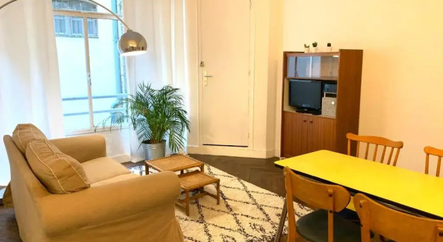 Апартаменты Appartements avec chambre séparée - Toulouse hypercentre