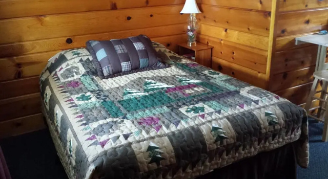 Standard Zimmer Bear Paw Inn