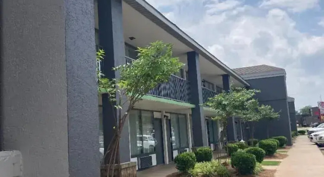Четырёхместный номер Standard с видом на улицу Wyndham Garden Lake Guntersville