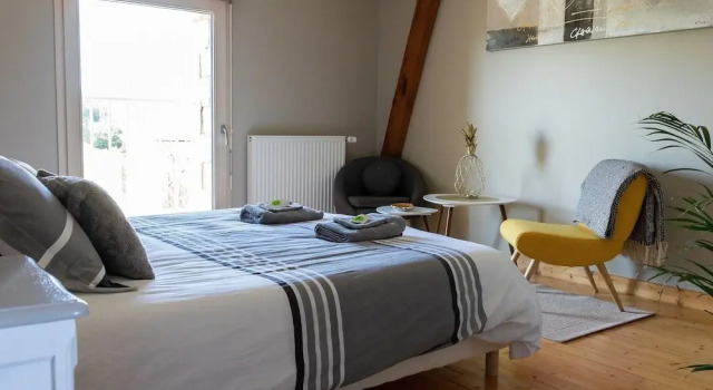 Gîte Mon Pré Vert, Reservar Casa de férias Saint-Ellier-du-Maine 