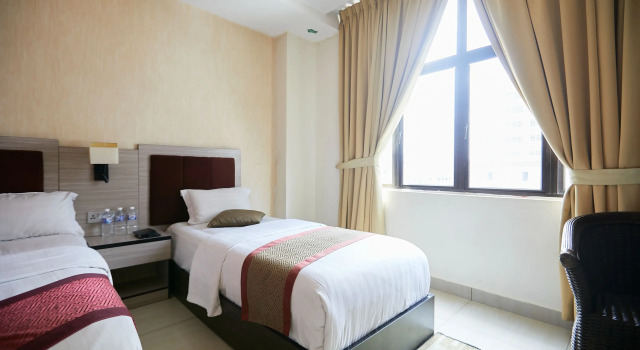 Семейный номер Executive Dolphin Hotel, Chow Kit Kuala Lumpur