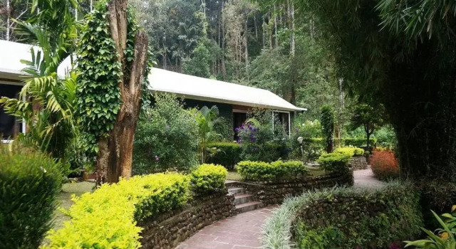 Люкс с видом на сад Falling Waters Munnar