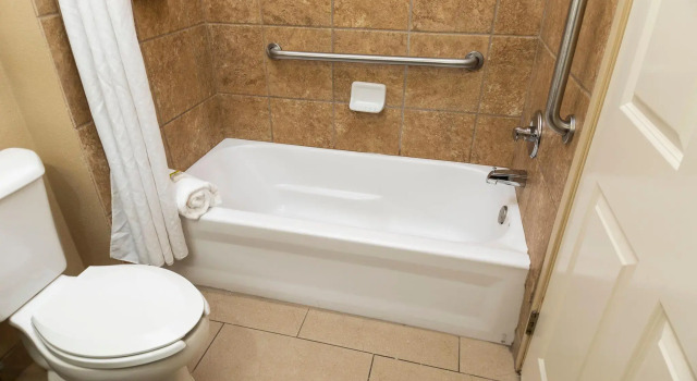 Четырёхместный номер Standard Holiday Inn Express Bloomington West by IHG