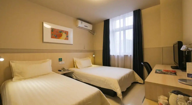 Двухместный номер Standard Jinjiang Inn Wanda Plaza Hotel Taiyuan Street Shenyang