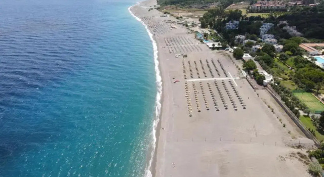 Апартаменты NAXOS GLAMOUR APARTMENT with terrace, parking and Etna View