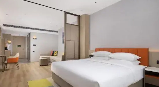 Капсула Deluxe Home2 Suite by Hilton Chongqing South Bank