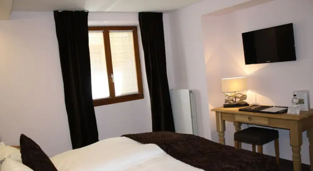 Номер Standard Hotel de la Gare