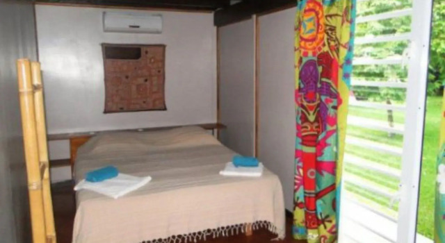 Linareva Moorea Beach Resort, Book Resort Haapiti Moorea