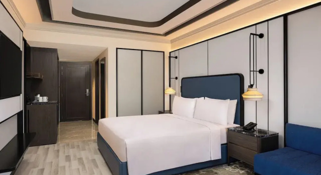 Двухместный номер Standard DoubleTree by Hilton Bengaluru Airport