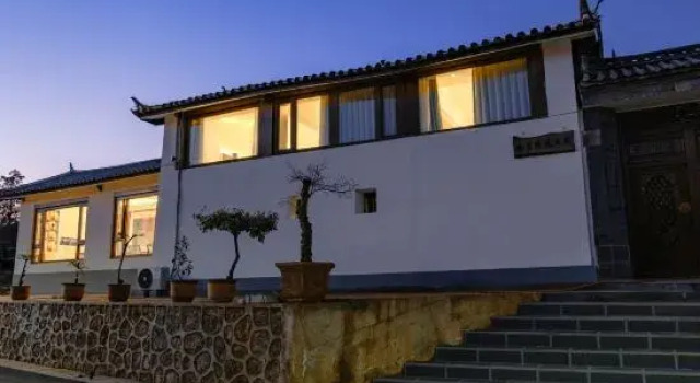 Shuiyuejinghua Homestay (Lijiang Sanyi International Airport), Prenota Hotel Lijiang Yunnan