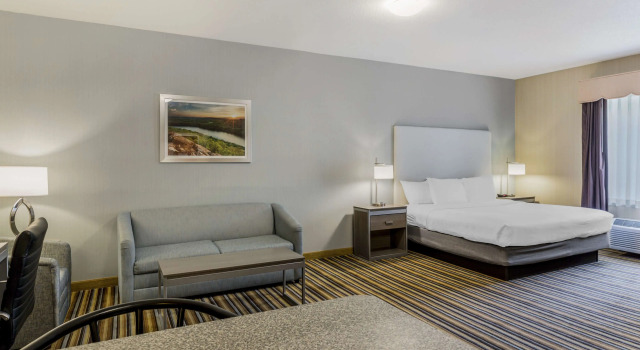Двухместный люкс Best Western Plus New England Inn & Suites