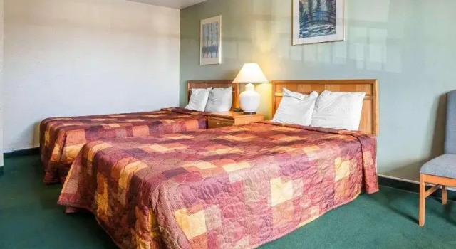 Двухместный номер Standard с балконом FairBridge Inn Express Billings Airport