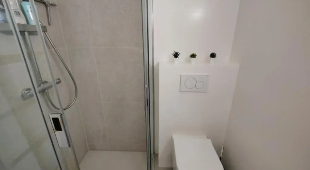 Апартаменты с балконом Nieuw modern appartement vlakbij strand