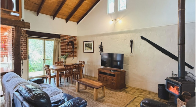 Коттедж с балконом William Bay Cottages