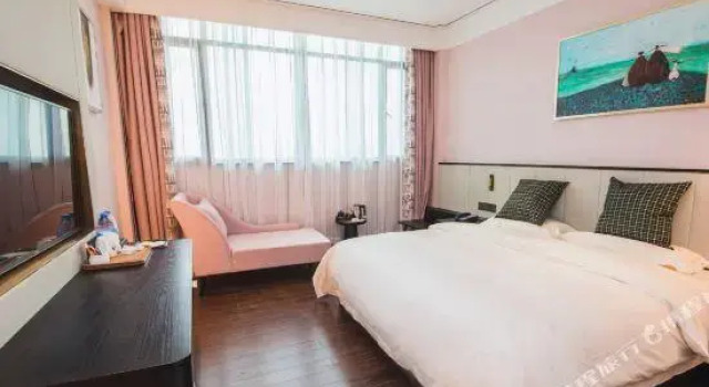 Shantou Lian Hotel(Shantou High-speed Railway Station Xinyicheng), Rezervovat Hotel Hotely v Guangdong s bazénem, Bazén