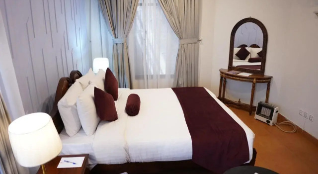 697 by Legend, Book Hotel Hotels in Punjab Region with Parking, Parking