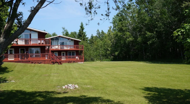 Tobermory Lodge & Motel, Book Motel Tobermory Bruce County
