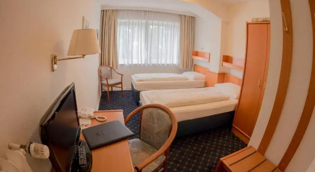 Двухместный номер Economy Elbbrücken Hotel