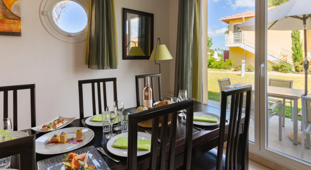 Номер Standard Дуплекс с 2 комнатами Lagrange Vacances Les Terrasses des Embiez