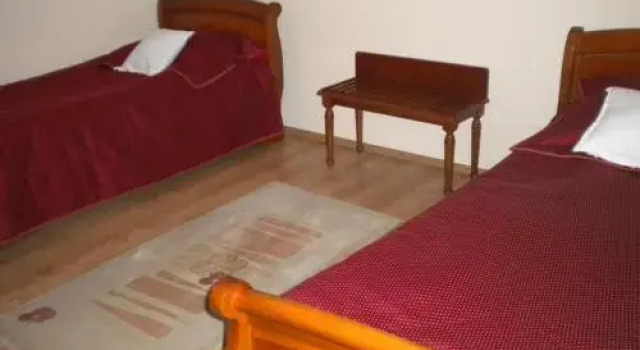 Hotel Denis, Varaa Hotelli  