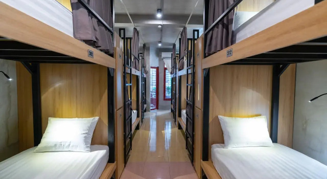 Кровать в общем номере 9 Hostel and Bar