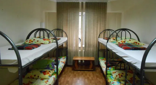 Hostel 74/76
