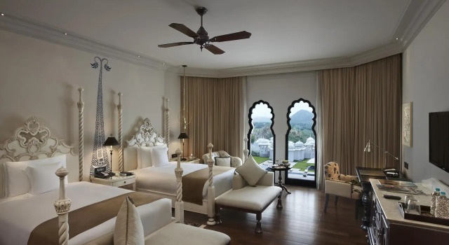 Номер Deluxe Fairmont Jaipur