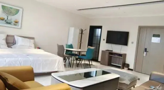 Xinhang Business Hotel (Lanzhou New District Zhongchuan International Airport)