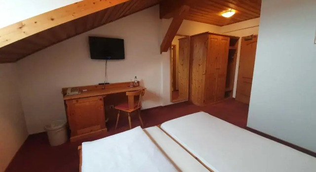 Landgasthof Brunnenwirt Zum Meenzer, Забронировать Отель Фишбахталь земля Гессен