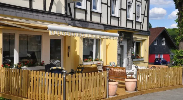 Hotel Garni-Tell, Забронировать Отель Зиген Северный Рейн-Вестфалия