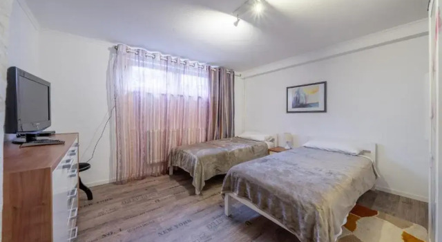 ID 3234 - Nice Private Apartment, Book Apartment Laatzen Hannover