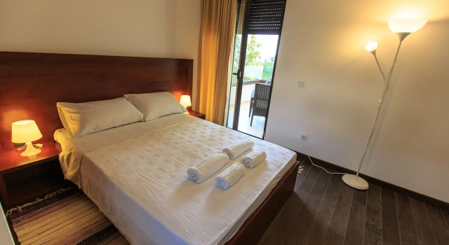 Apartments Kuce Lekovica snack bar- Bistro & Beach