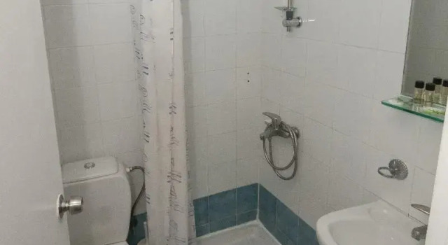 Одноместный номер Standard с балконом Cecil Hotel