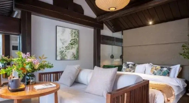 Одноместный люкс Beijing Lezai Nanluo Courtyard Hotel