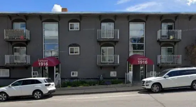 Urban Nest-Stay Close to Trendy Restaurants and Shops, Забронировать Отель Отели Калгари 3 звезды, рядом с 7th Street C Train, 3*