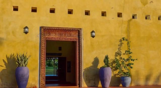 Pangani Cliffs Lodge, Prenota Hotel Pangani Tanzania