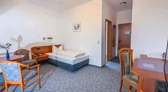 Landhotel Rhönblick, Book Hotel Ostheim Rhön