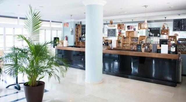 Coral Ocean View, Забронировать Отель Отели Адехе 4 звезды, рядом с Центр водных видов спорта Tenerife Nautical Center, 4*