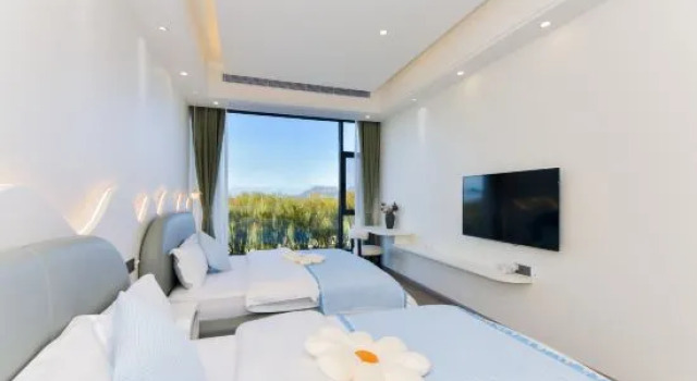 Люкс Seascape·Yishan Bohai Light Intelligent Concept Seaview Art Hotel