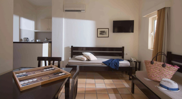Ourania Apartments