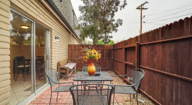 Апартаменты Cozy El Paso Condo w/ Patio ~ 7 Mi to Dtwn!